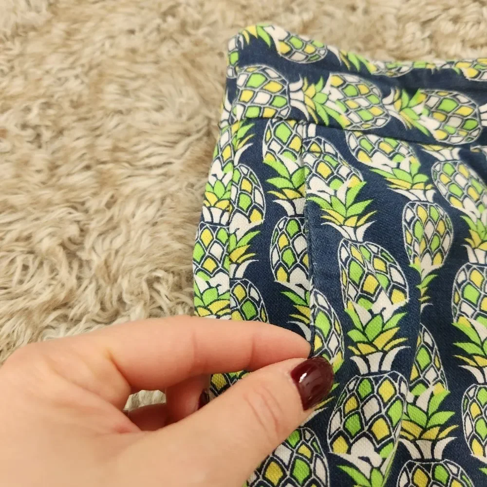 Banana Republic Pineapple Print Shorts Lime Green‎ and Blue Women's Size 4